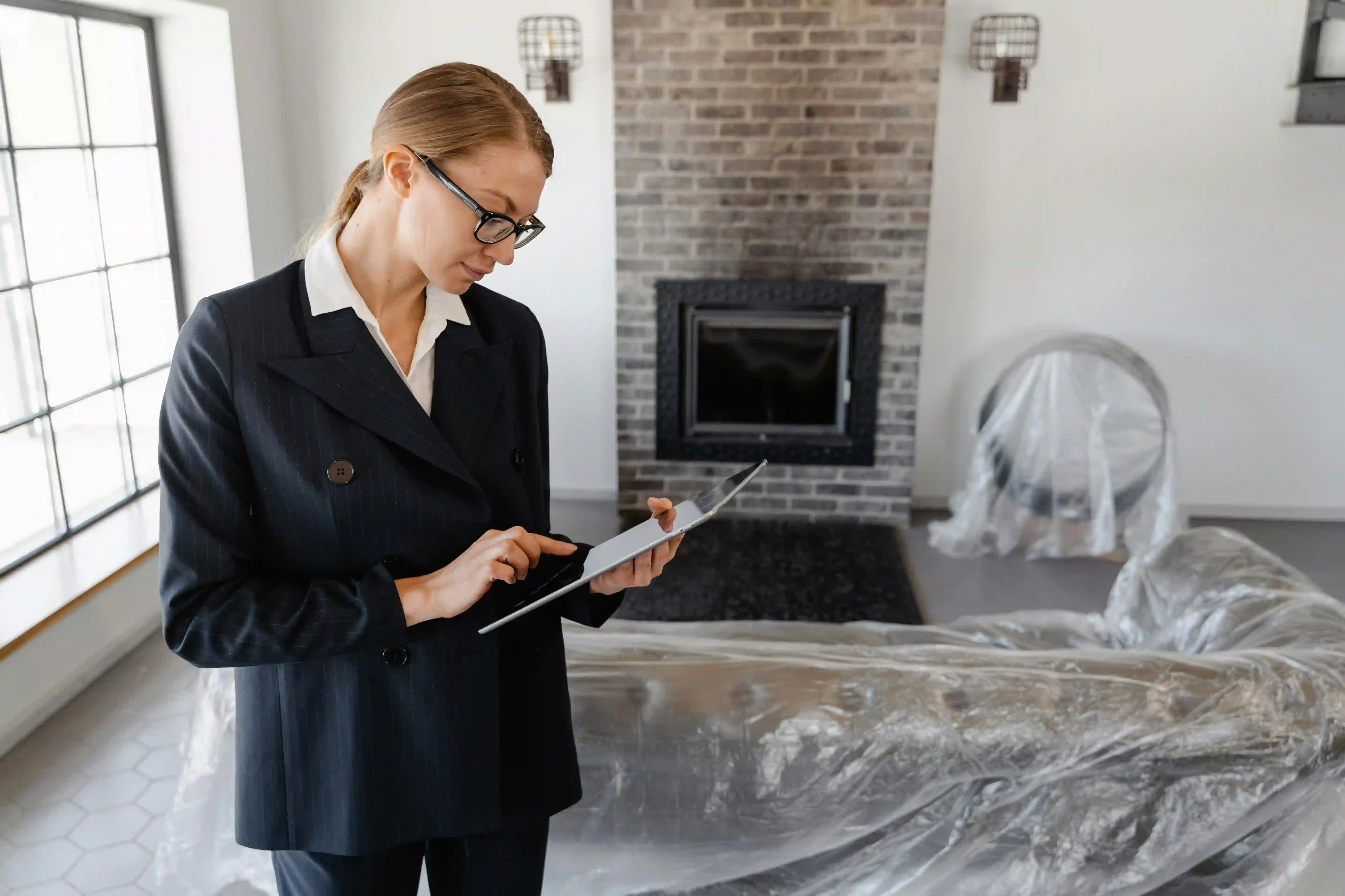 Real estate email marketing for agents using personalized property follow-ups