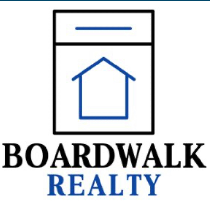 Roxanne Martens logo